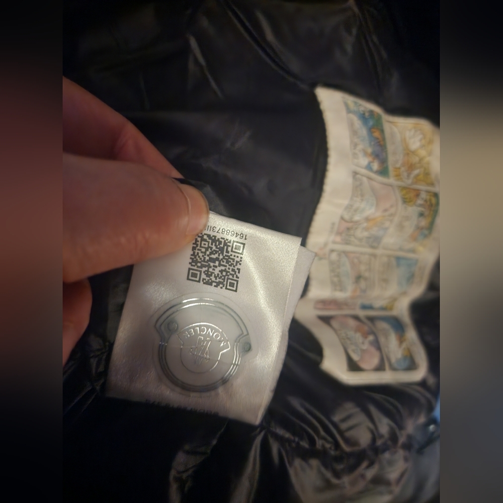 Moncler Black Puffer Jacket - Picture 11 of 14